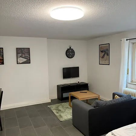 Retreat - Im Ruhigen Hof